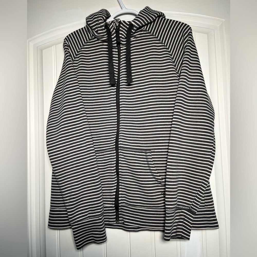 Denver Hayes Black Hyper-Dri hoodie‎